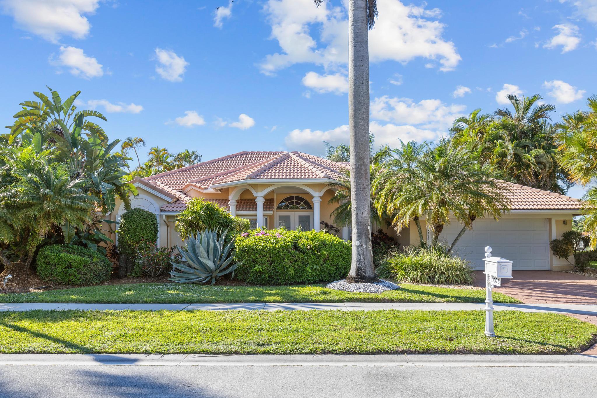 10625 Maple Chase Drive