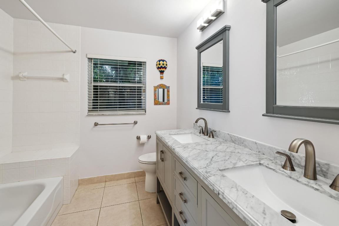 10625 Maple Chase Drive