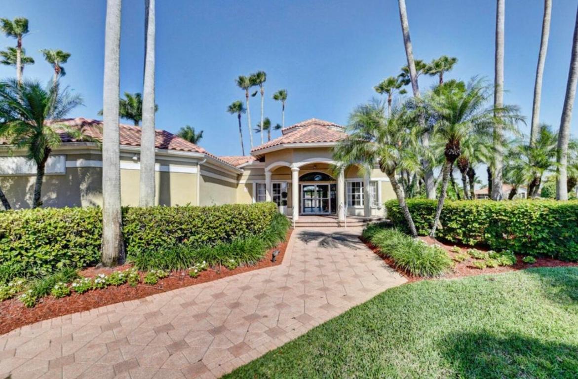 10625 Maple Chase Drive