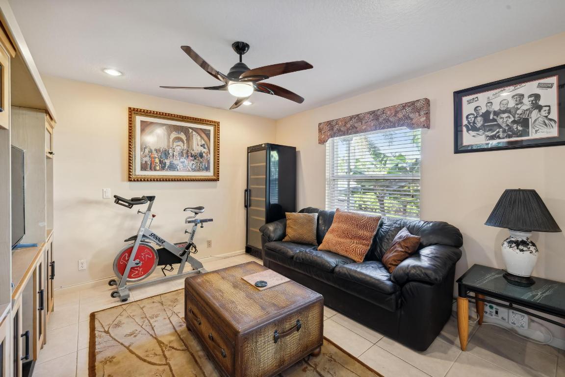 10625 Maple Chase Drive