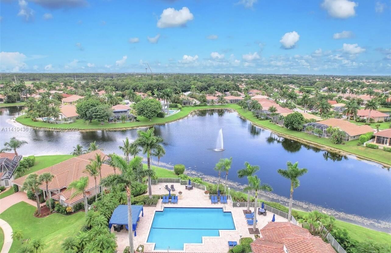 10625 Maple Chase Drive