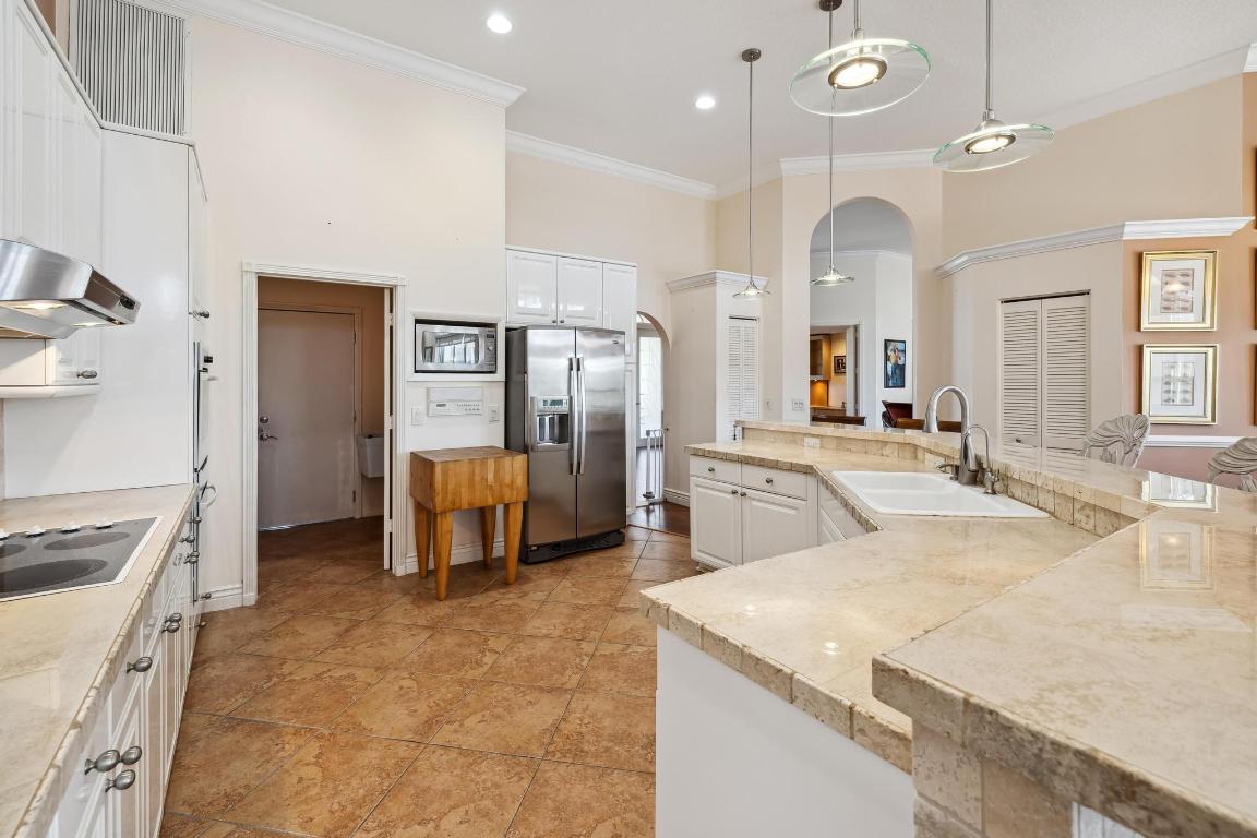 10625 Maple Chase Drive