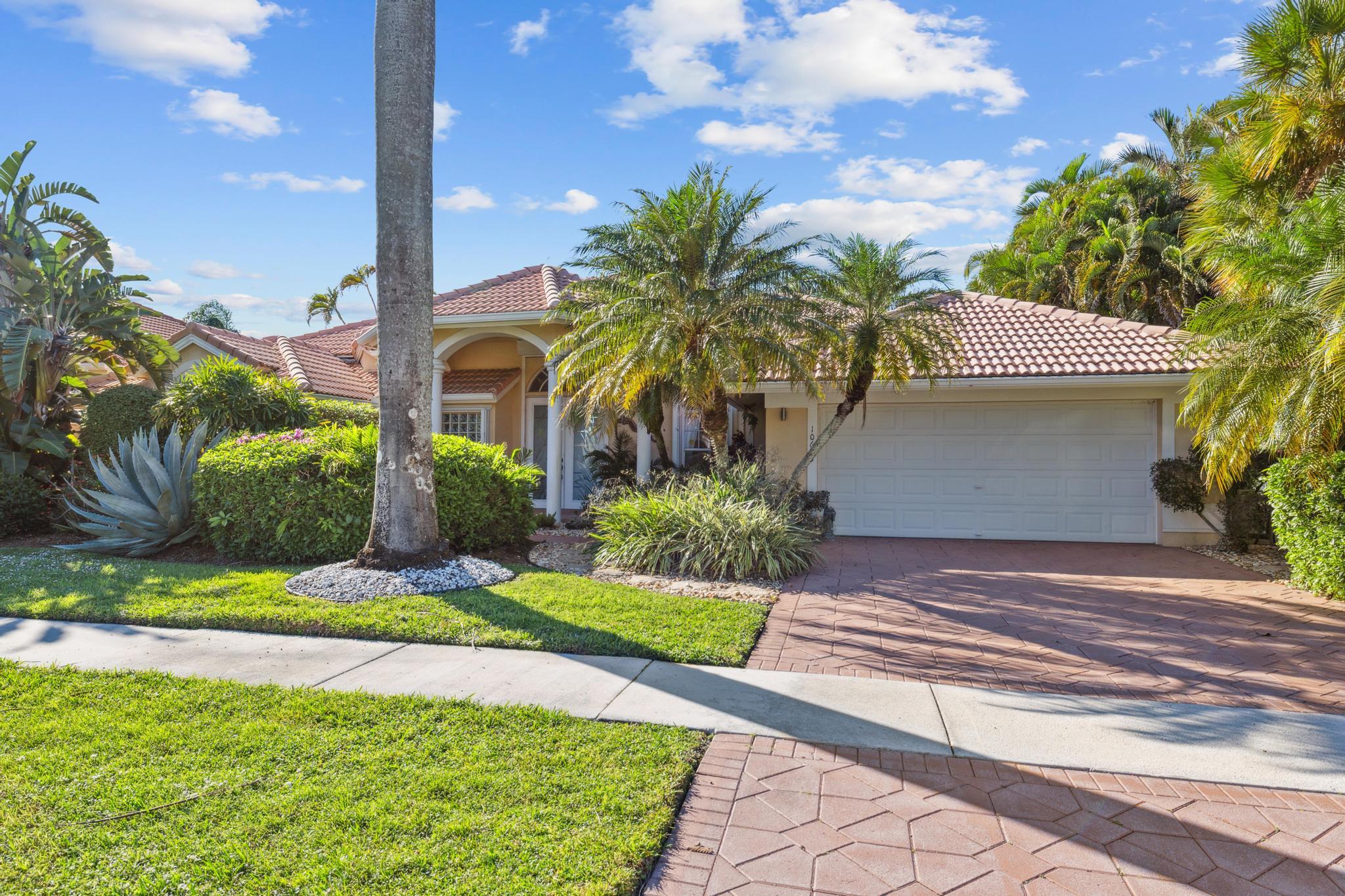 10625 Maple Chase Drive