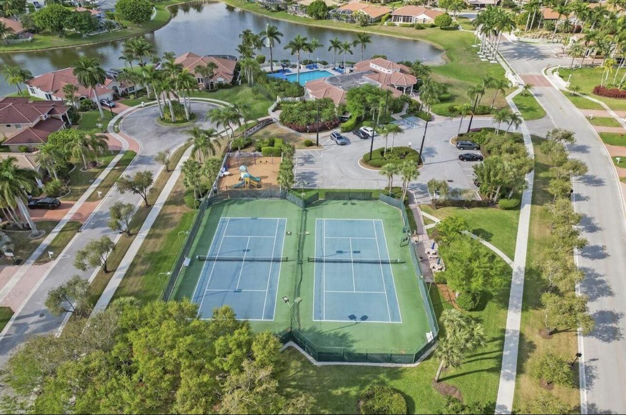 10625 Maple Chase Drive