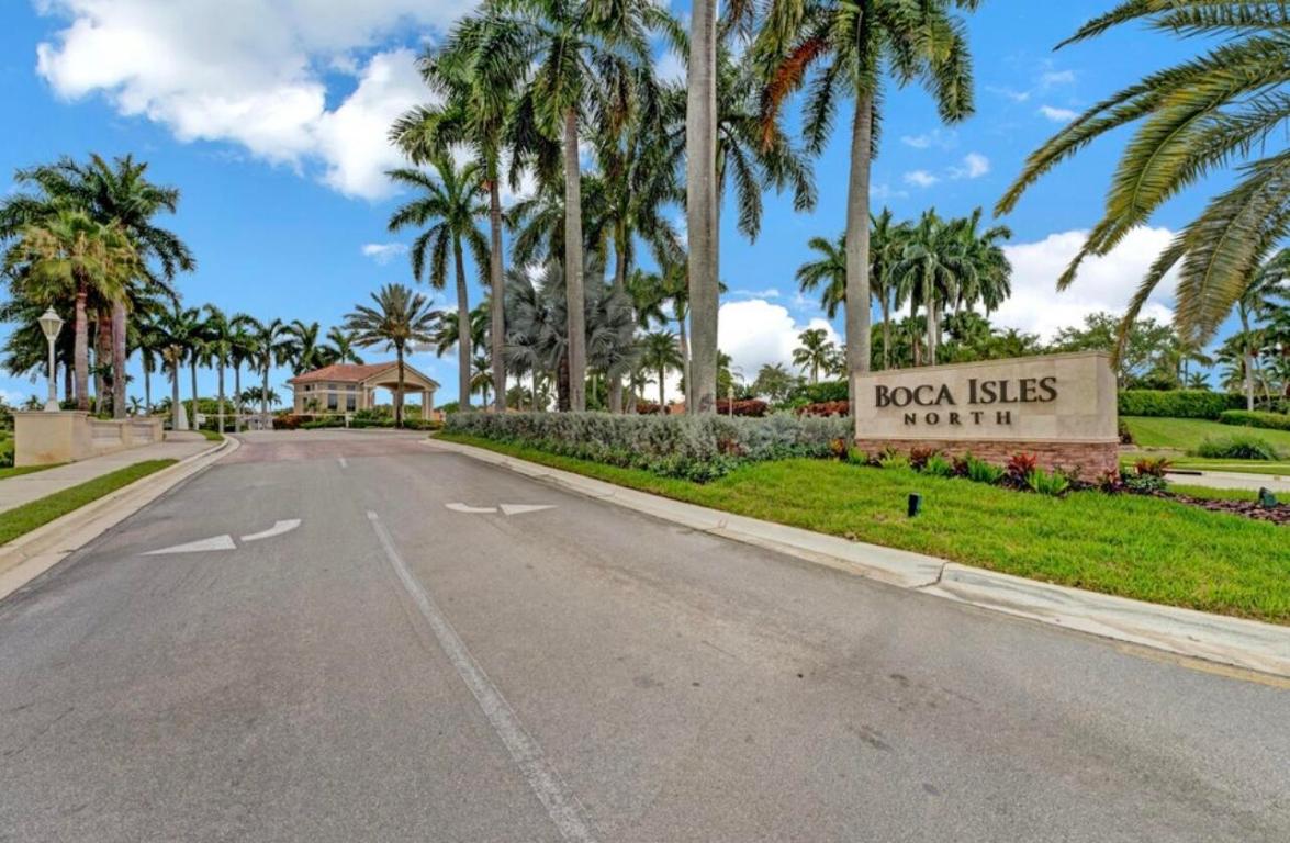 10625 Maple Chase Drive