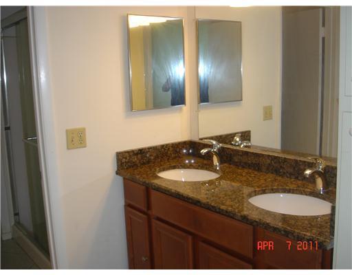 21951 Soundview Terrace 203