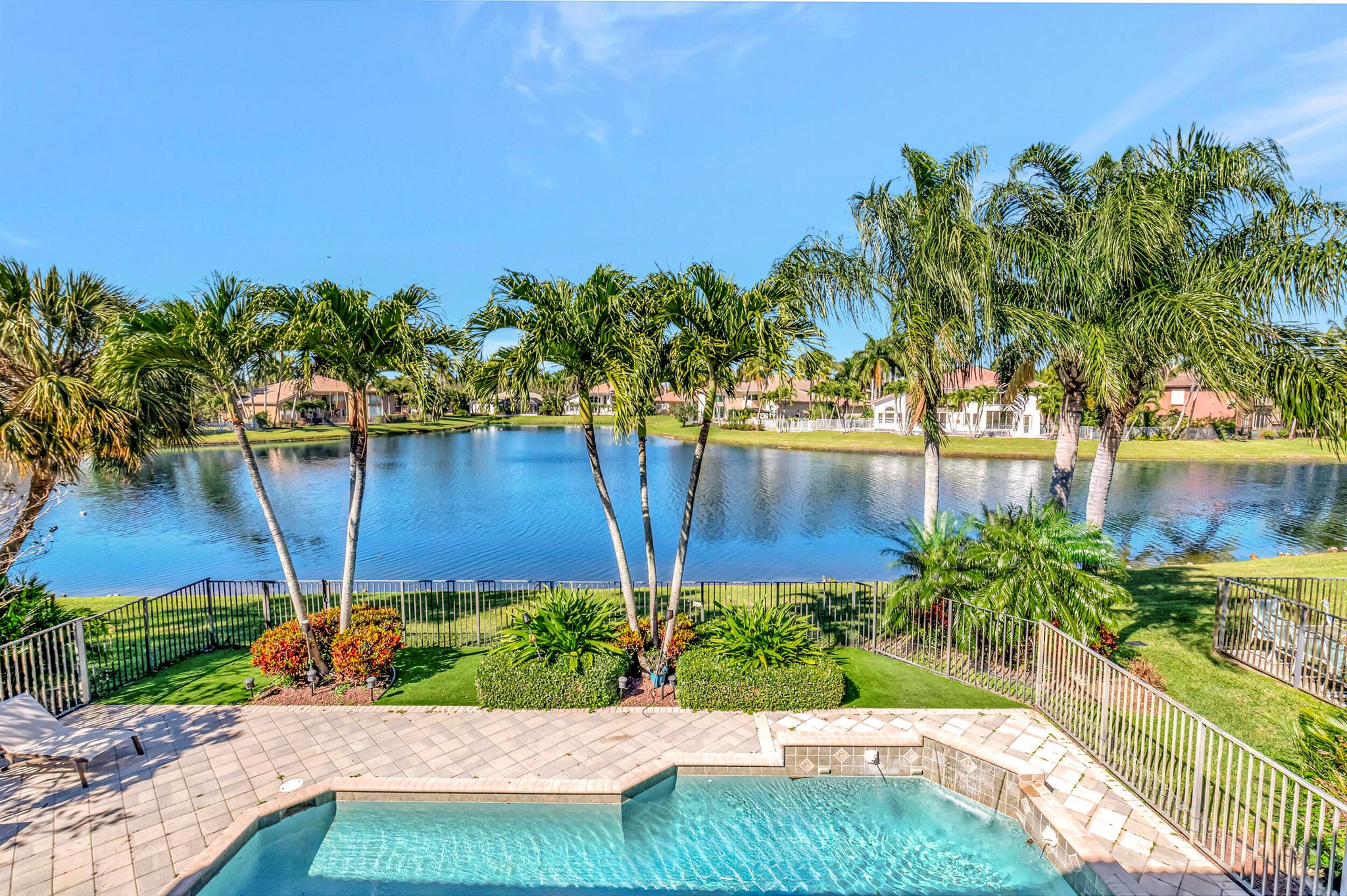 9527 Barletta Winds Point