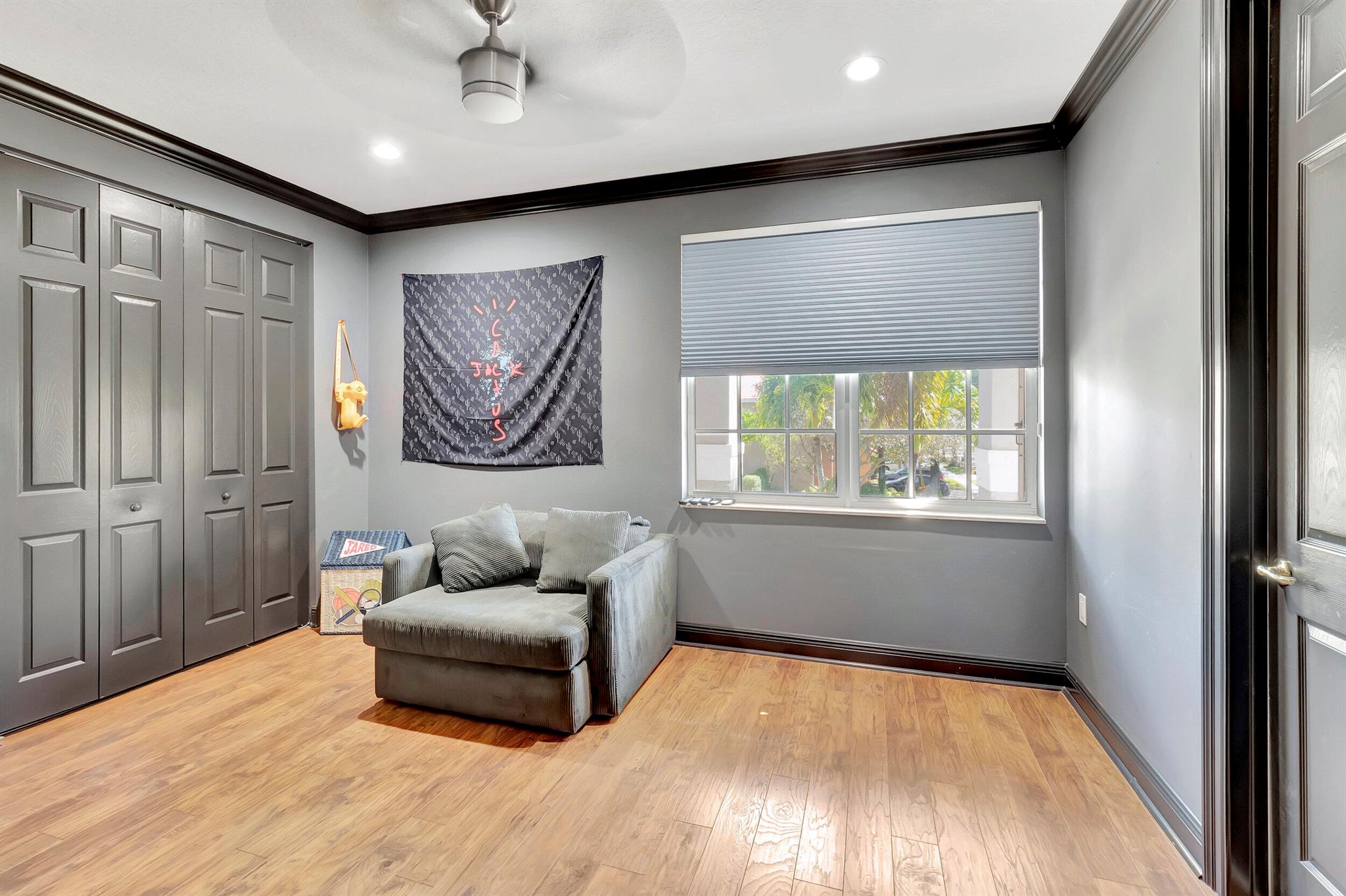 9527 Barletta Winds Point