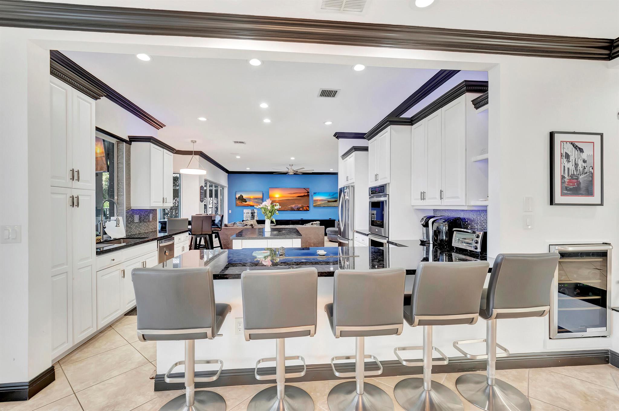 9527 Barletta Winds Point