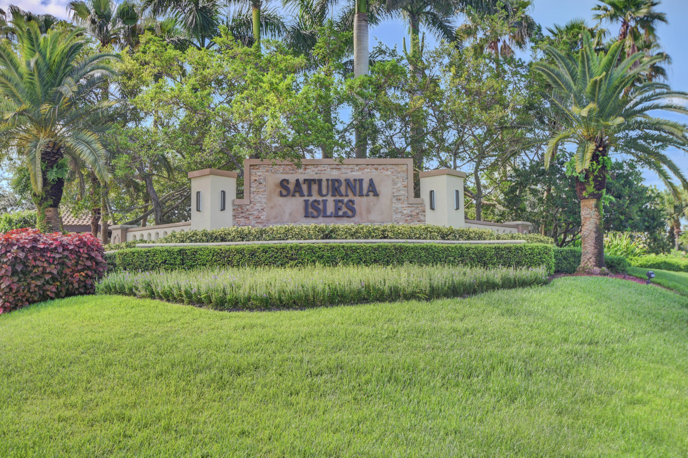 9527 Barletta Winds Point