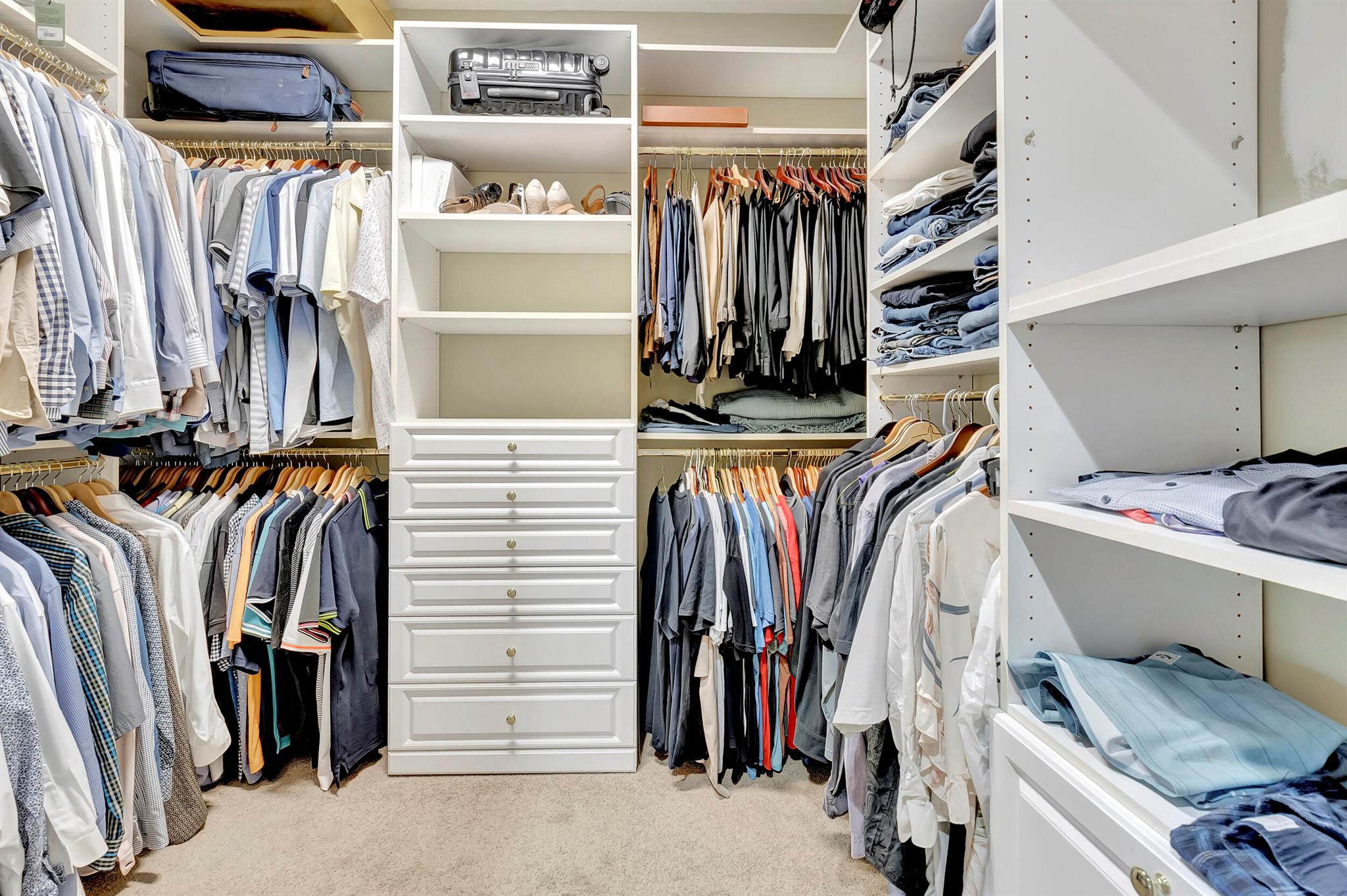 9527 Barletta Winds Point