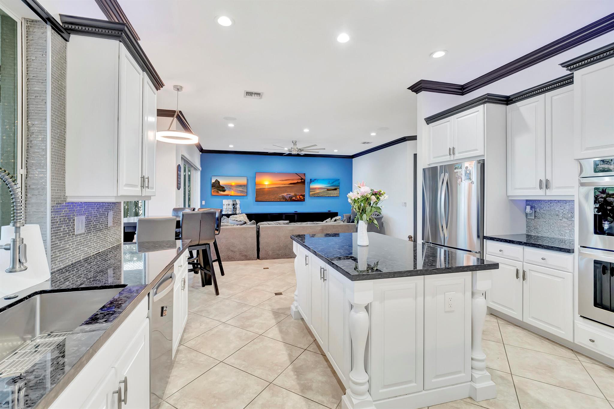 9527 Barletta Winds Point