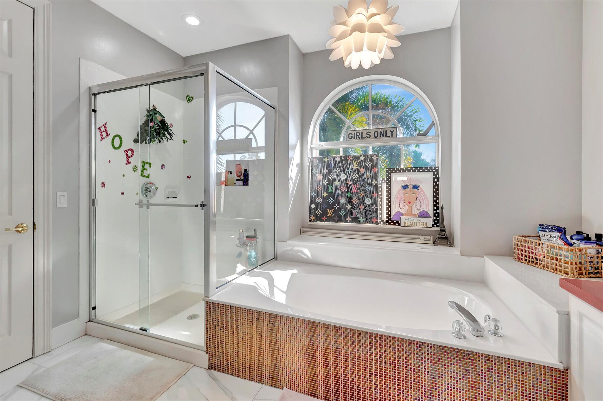 9527 Barletta Winds Point