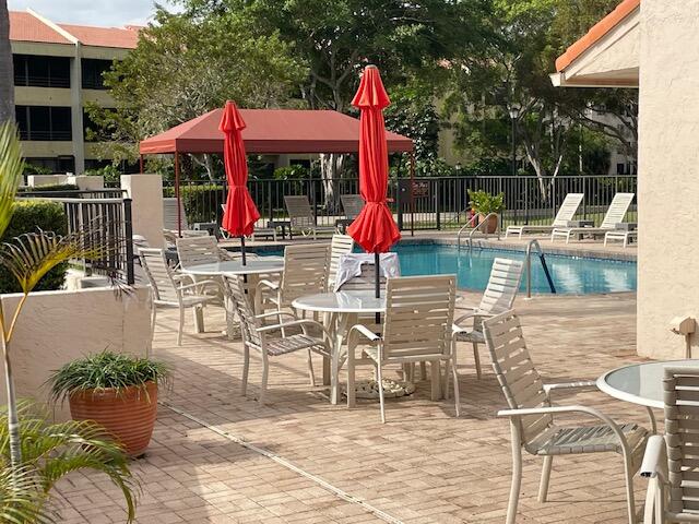 7519 La Paz Boulevard 104, Boca Raton Unit: 104