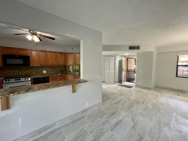 7519 La Paz Boulevard 104, Boca Raton Unit: 104