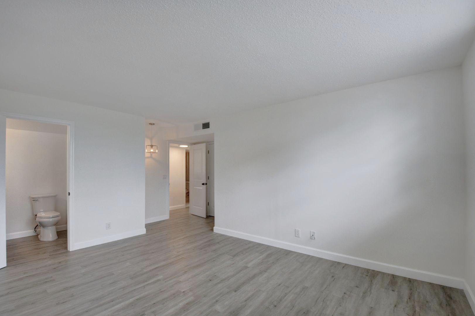 5700 NW 2nd Avenue 111