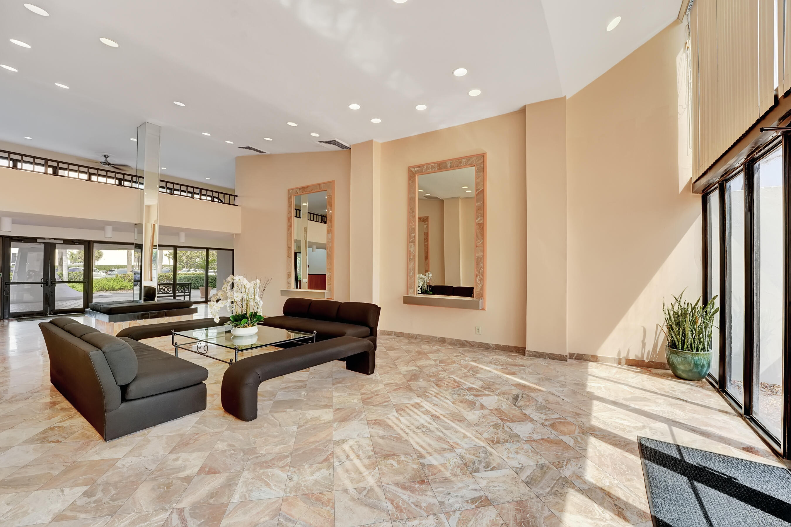 3590 S Ocean Boulevard S 101