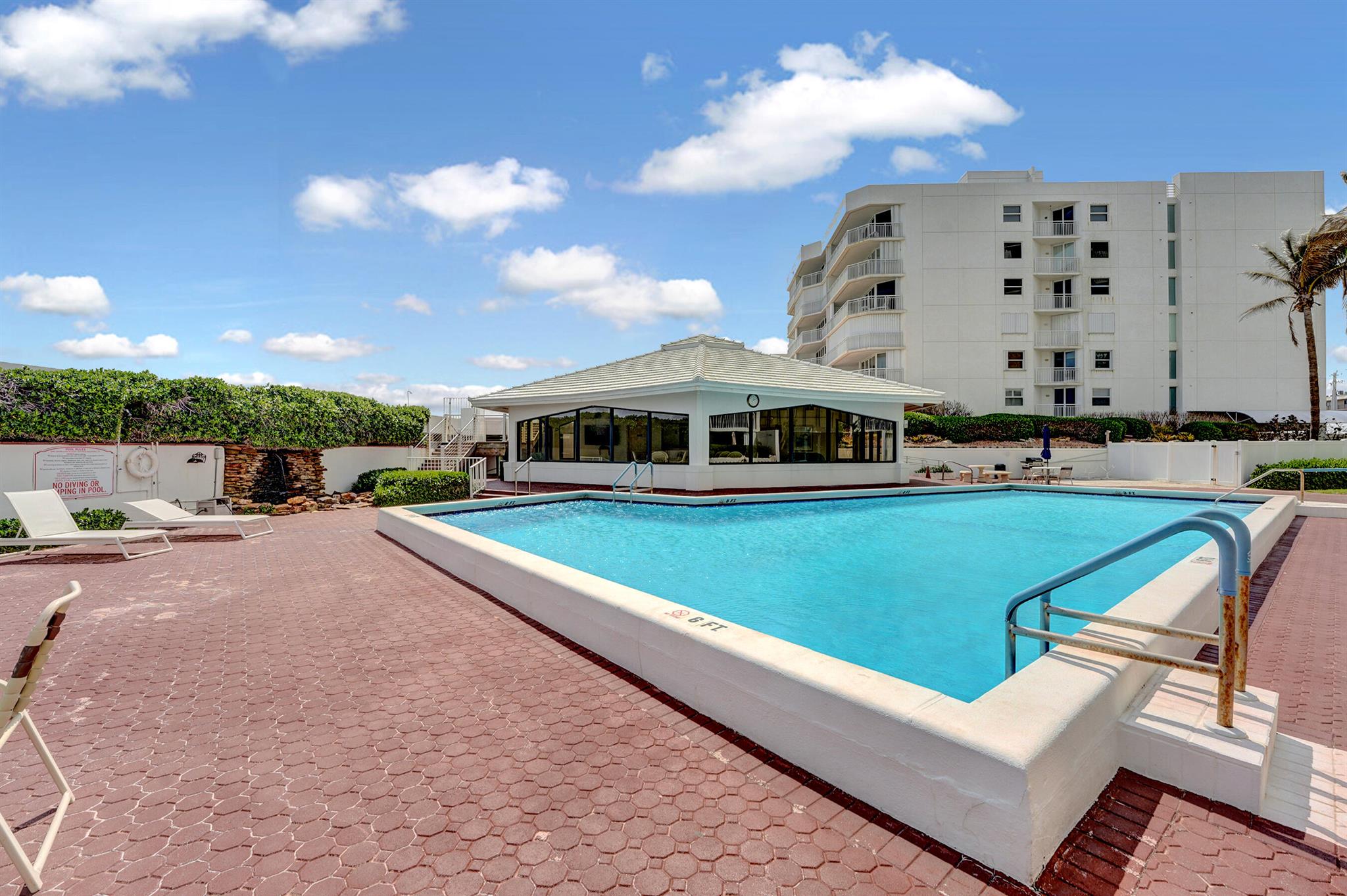 3590 S Ocean Boulevard S 101