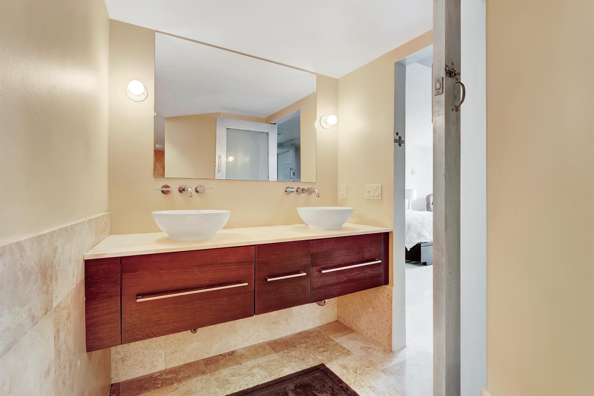 3590 S Ocean Boulevard S 101