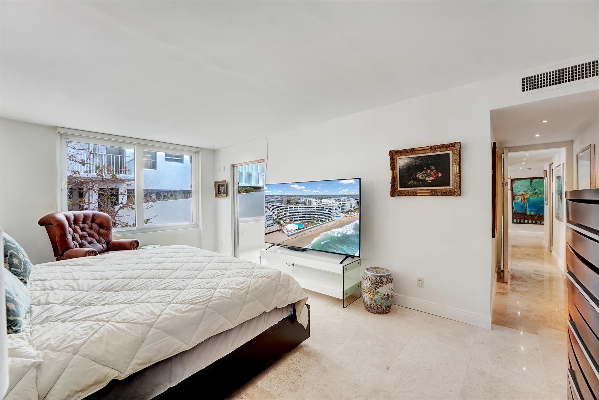 3590 S Ocean Boulevard S 101