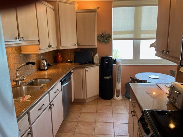 2000 S Ocean Boulevard 6 E