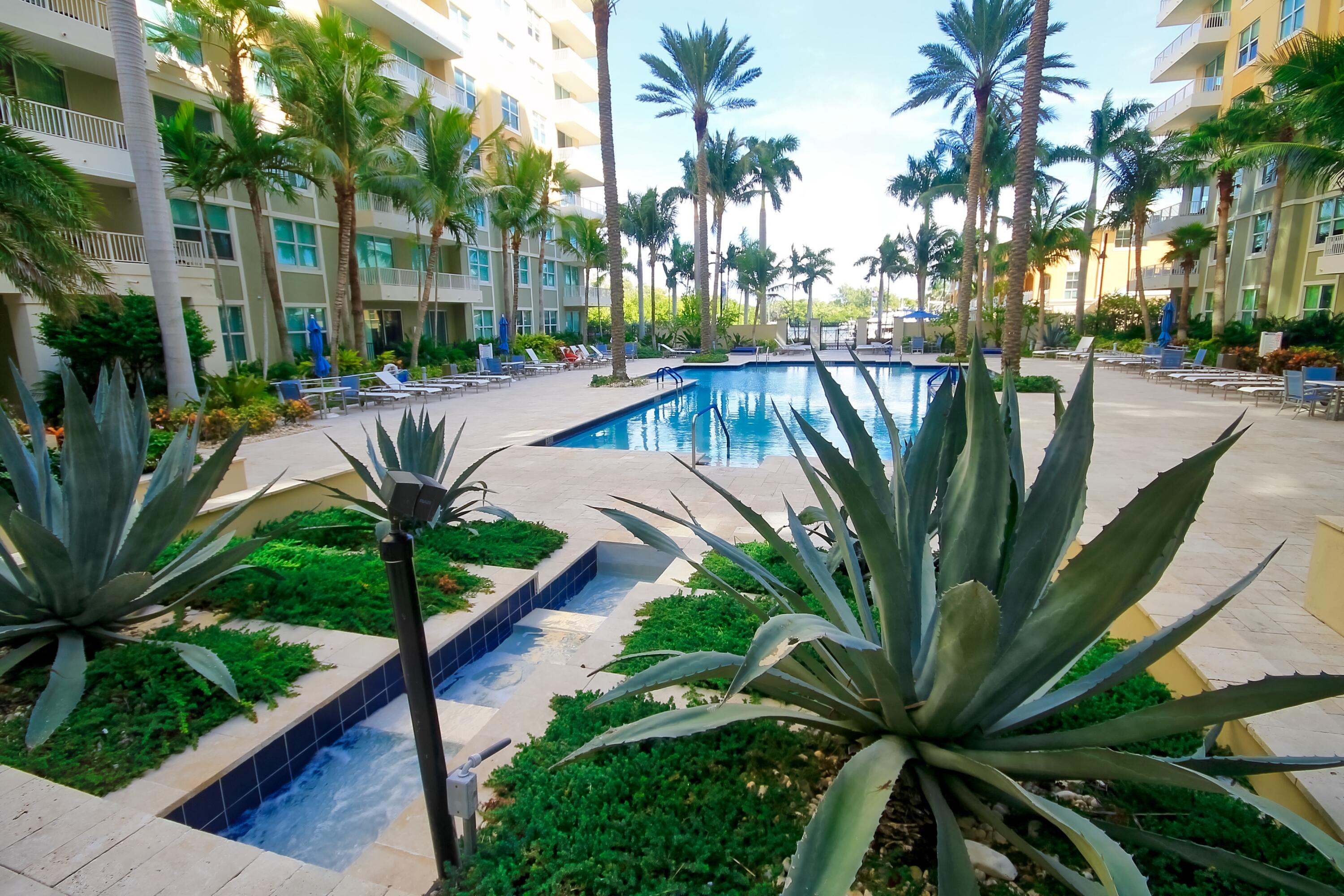 700 E Boulevard 1007