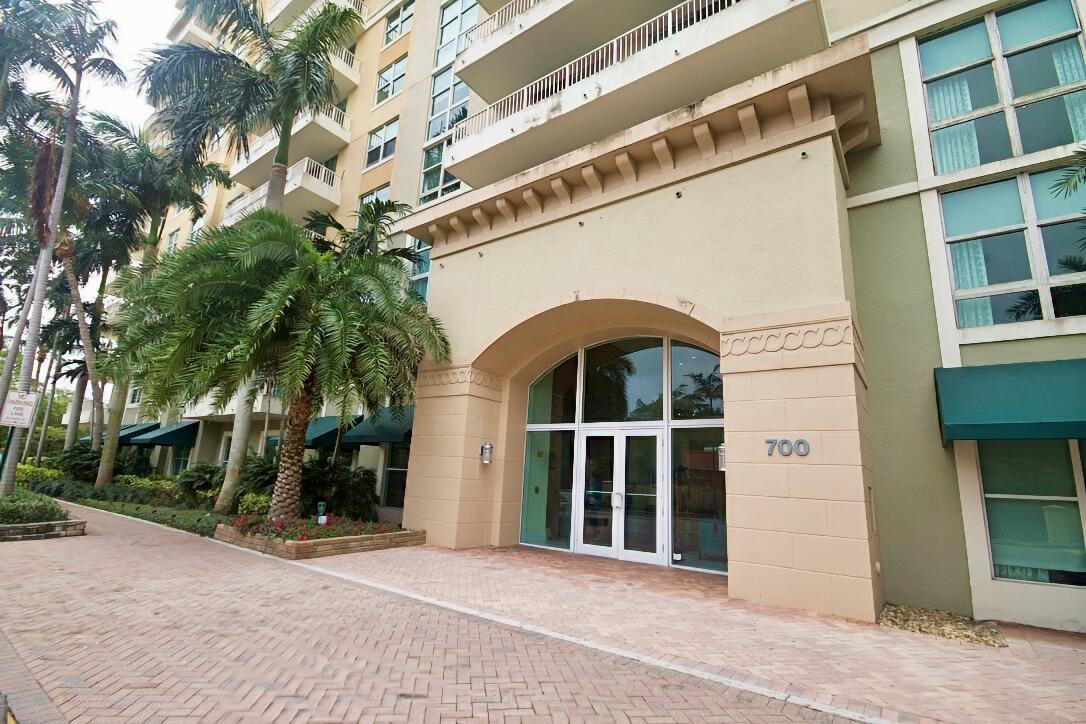 700 E Boulevard 1007