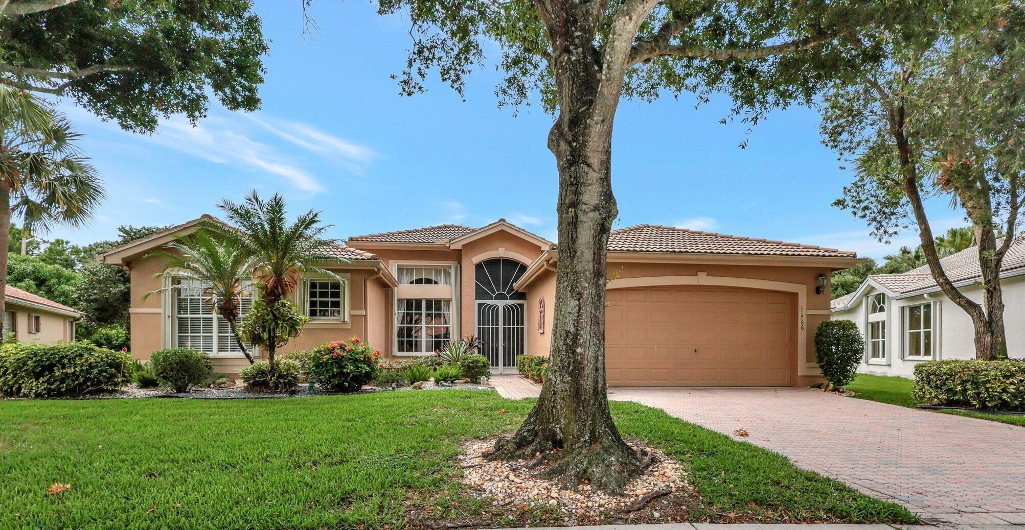 11766 Caracas Boulevard