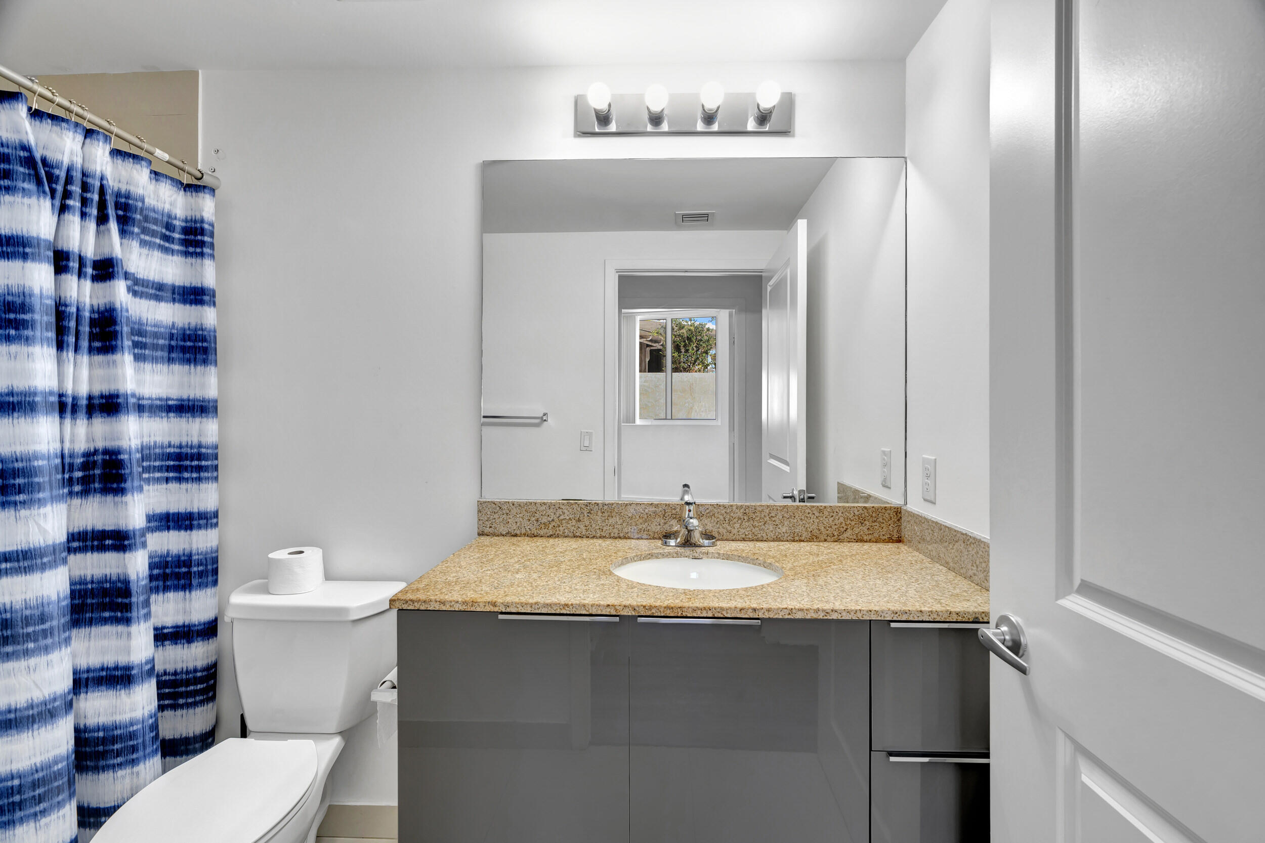 601 NE 23rd Street 1006