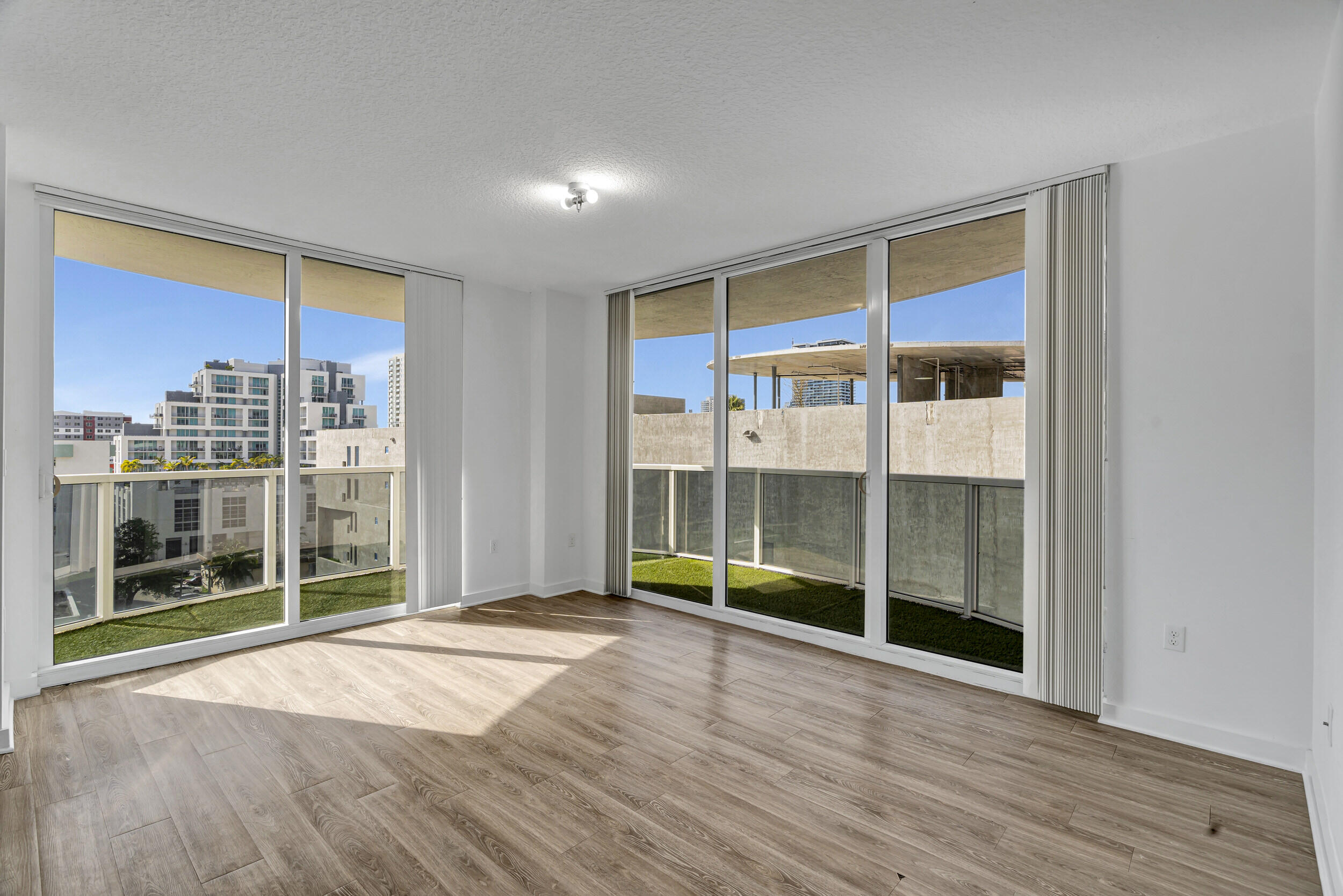 601 NE 23rd Street 1006