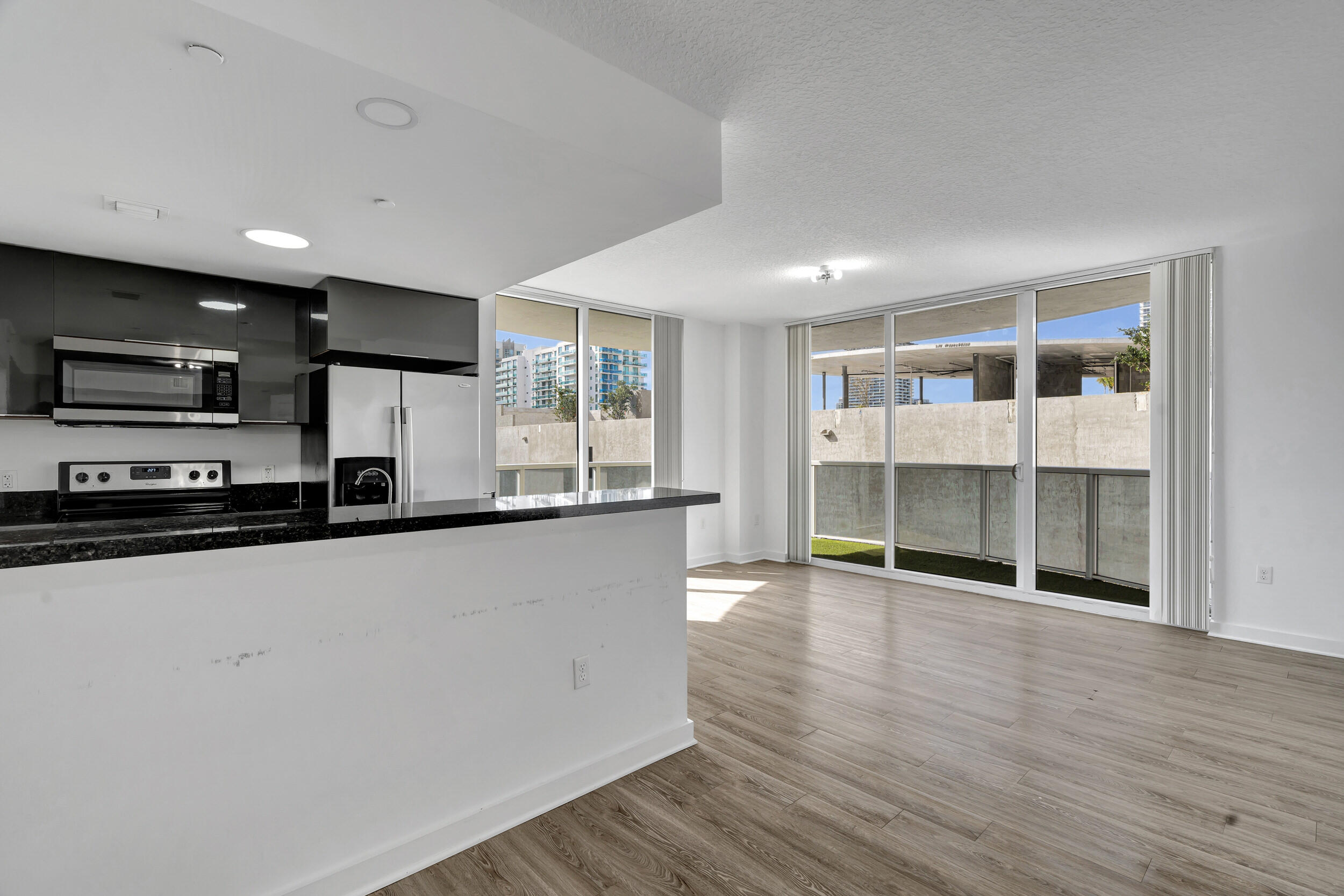 601 NE 23rd Street 1006