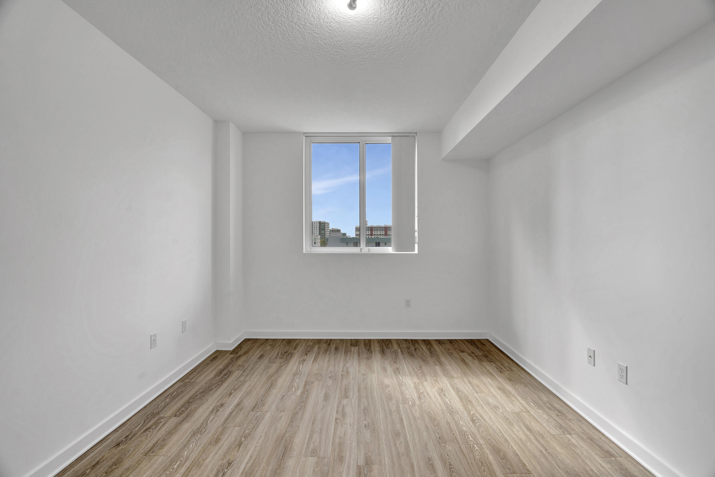 601 NE 23rd Street 1006