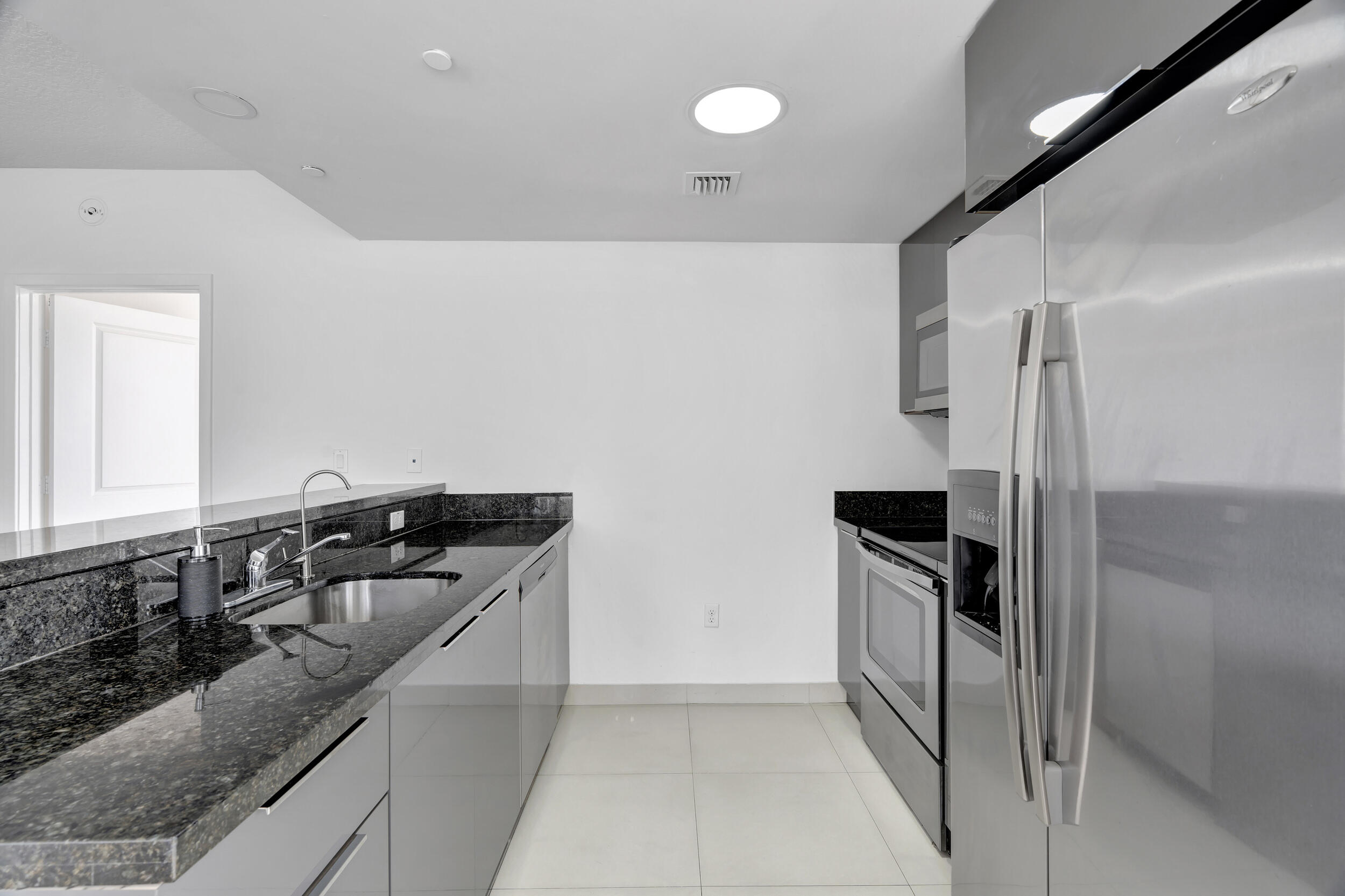 601 NE 23rd Street 1006