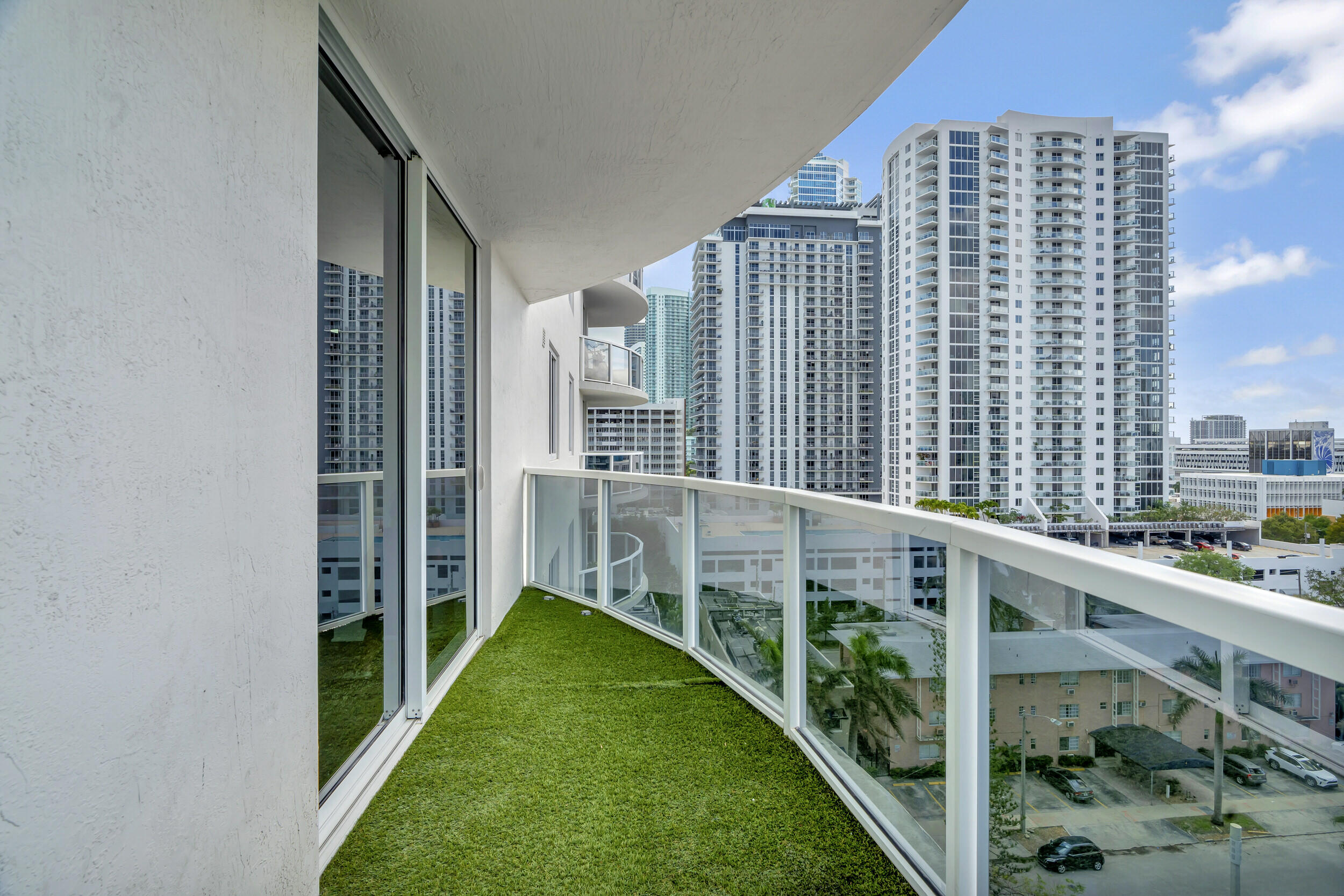 601 NE 23rd Street 1006