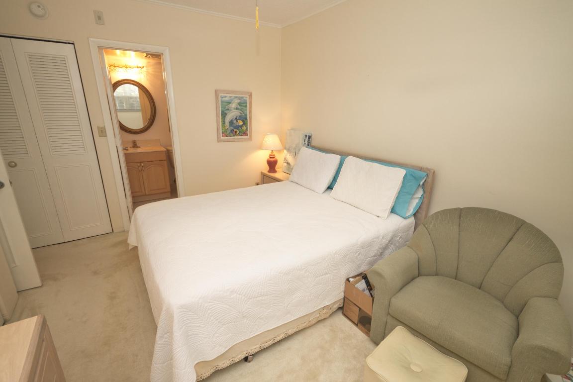 101 NE 19th Avenue 216