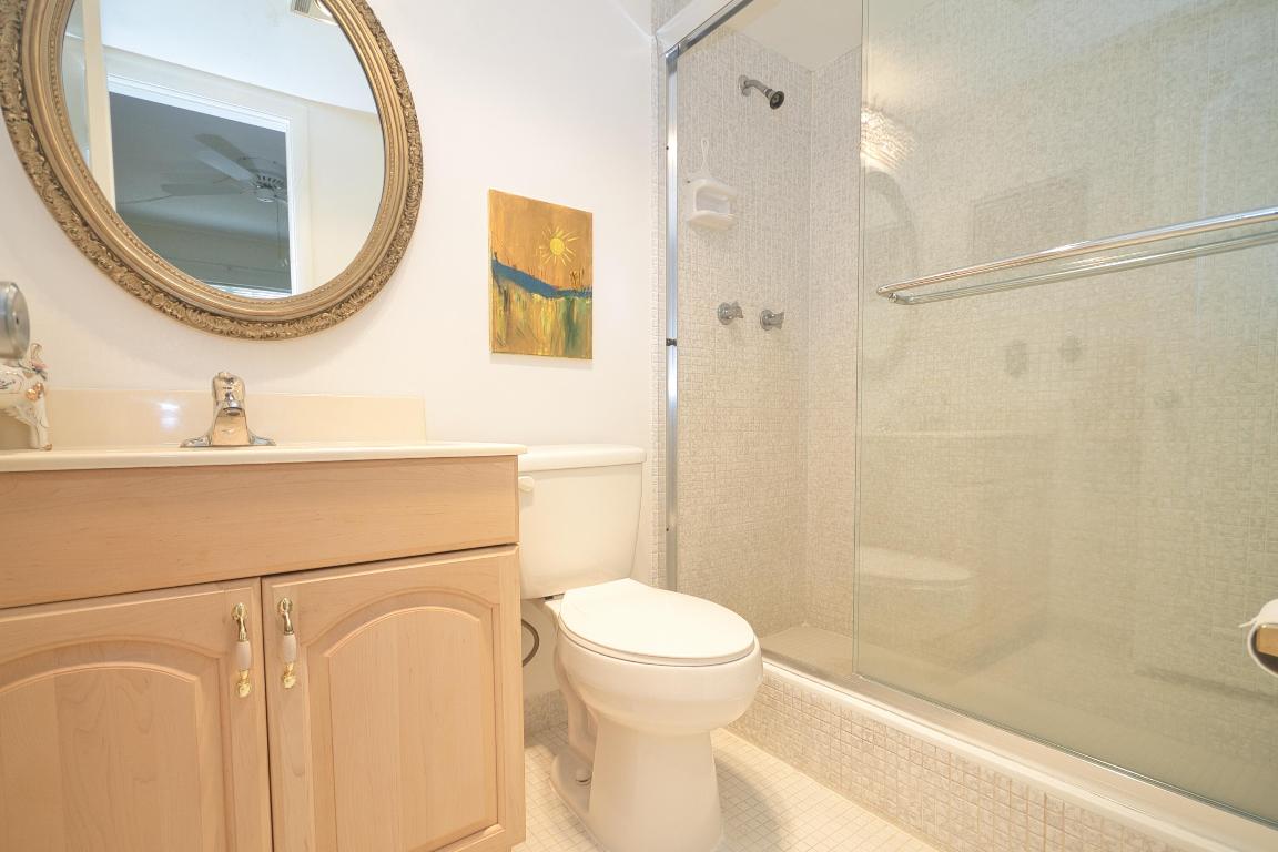 101 NE 19th Avenue 216