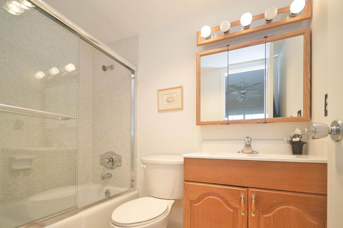 101 NE 19th Avenue 216