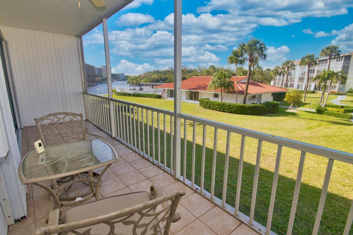 101 NE 19th Avenue 216