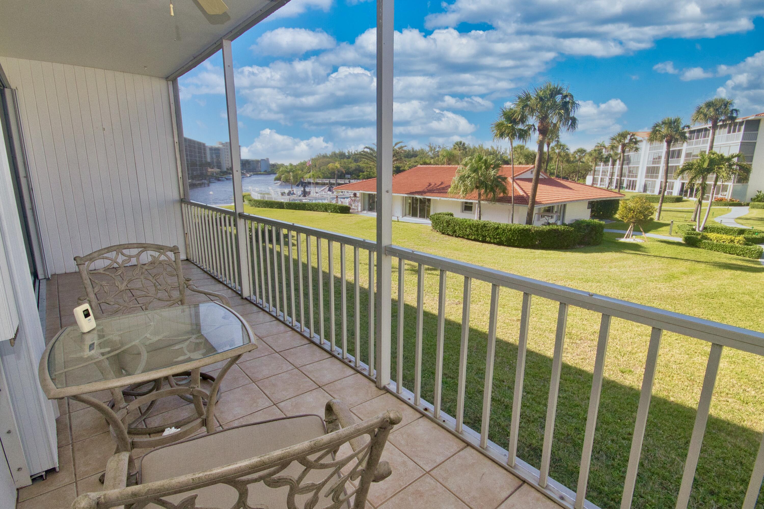 101 NE 19th Avenue 216