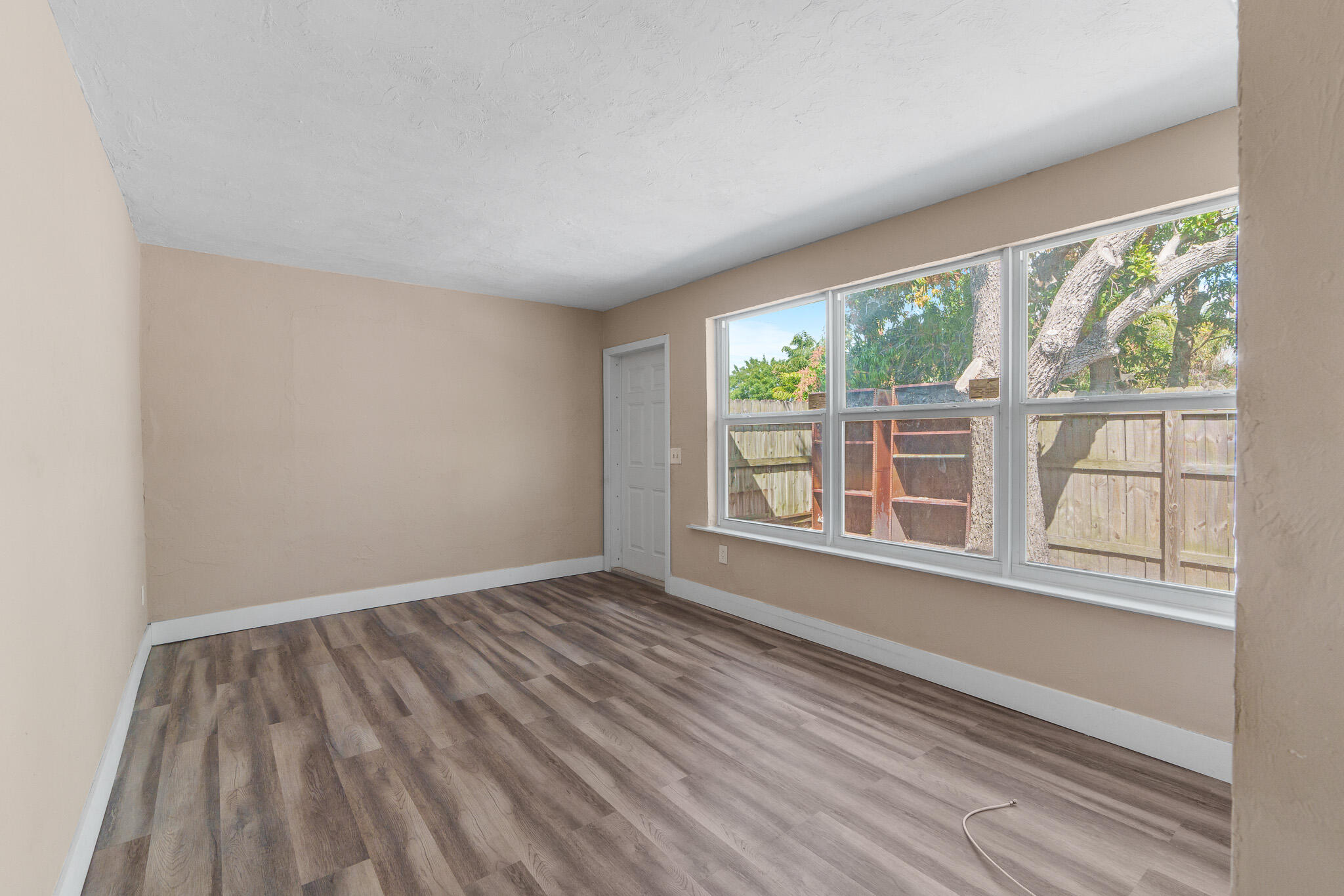 433 NW 5th Avenue