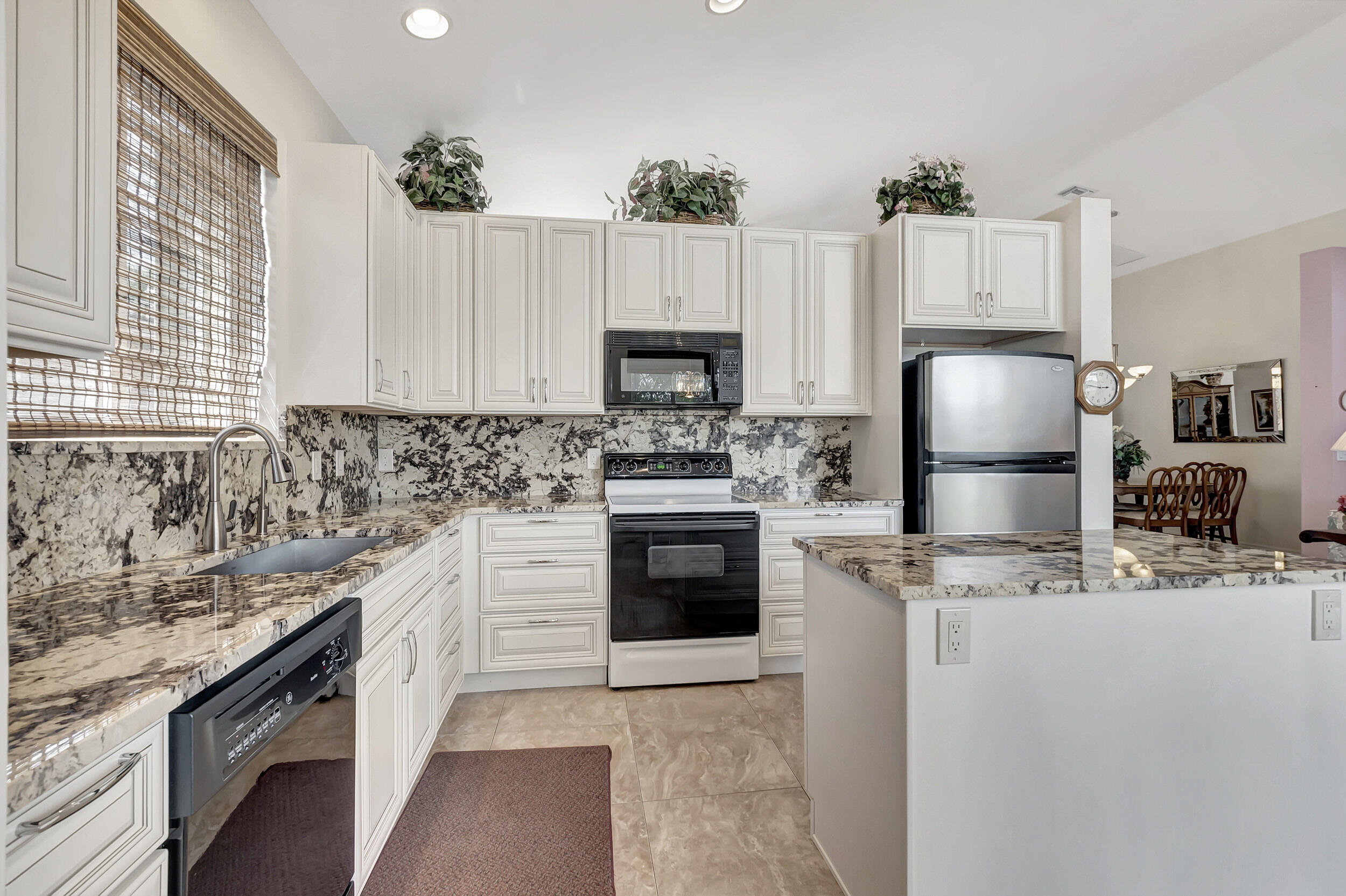 8820 Bellido Circle