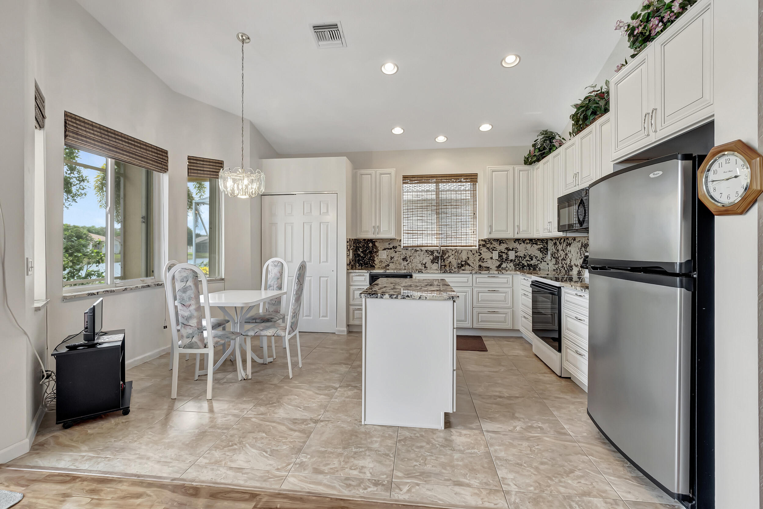 8820 Bellido Circle