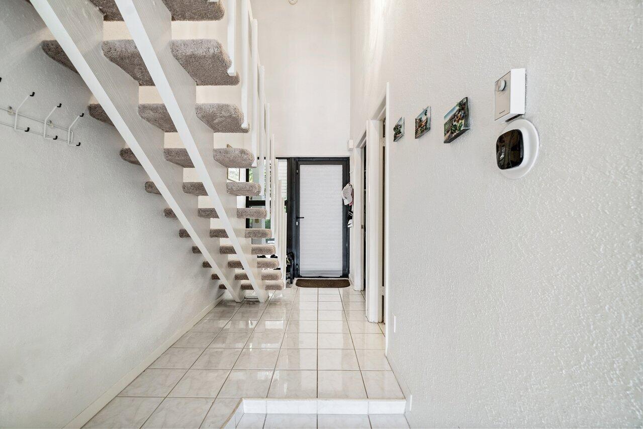 3589 S Ocean Boulevard Boulevard 25