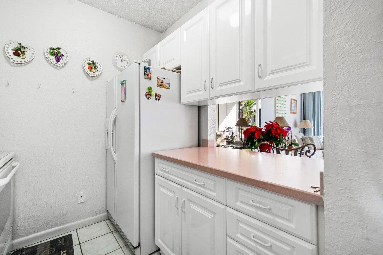 3589 S Ocean Boulevard Boulevard 25