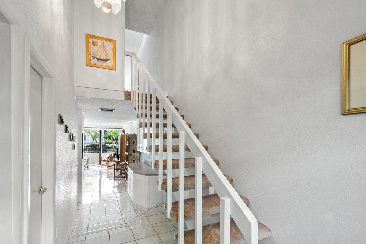 3589 S Ocean Boulevard Boulevard 25