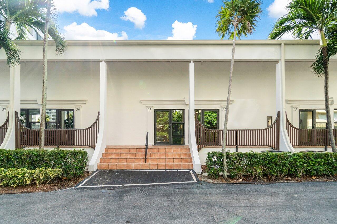 3589 S Ocean Boulevard Boulevard 25