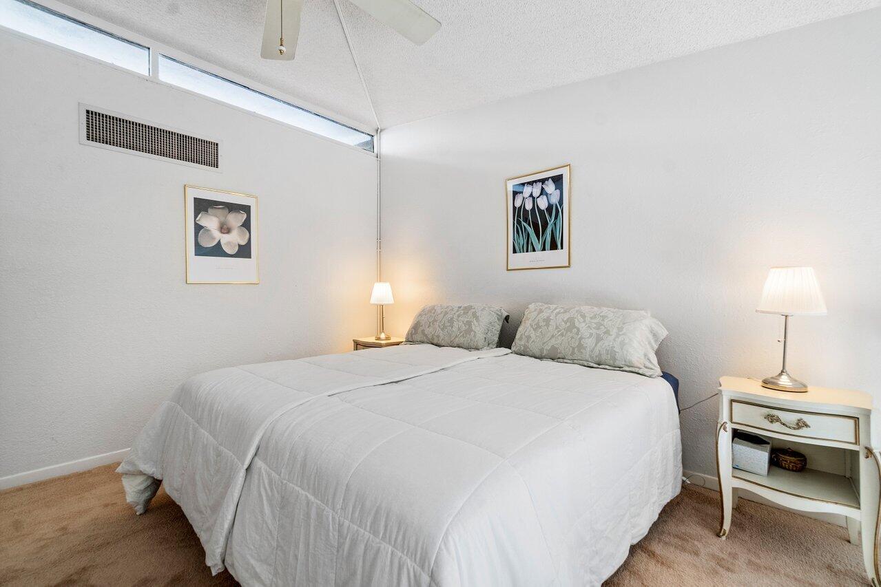 3589 S Ocean Boulevard Boulevard 25