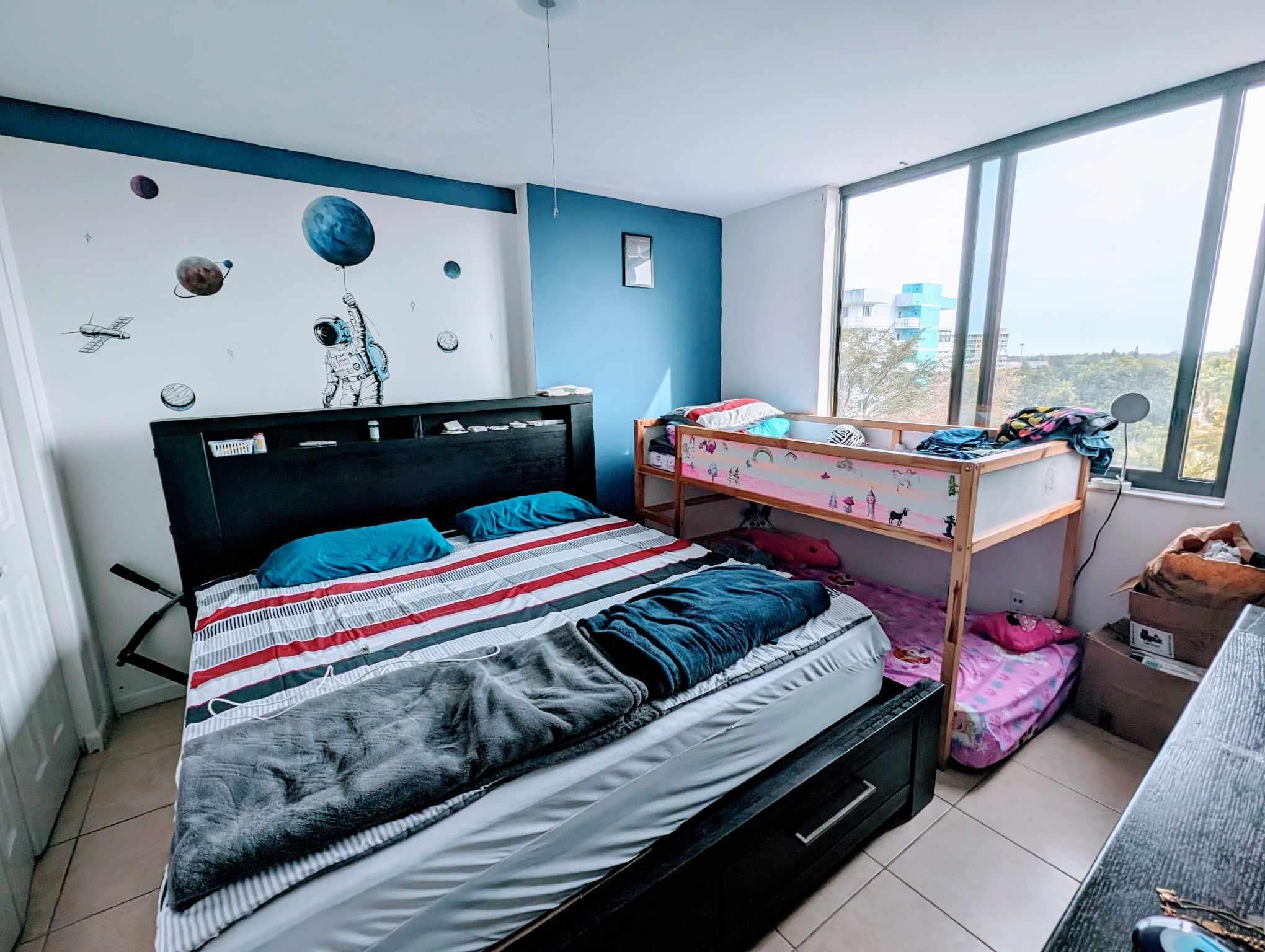 901 Hillcrest Drive 604