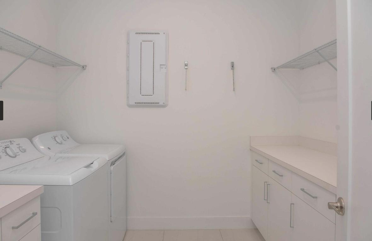 17035 Wandering Wave Avenue