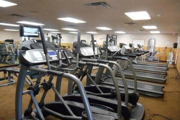 15301 Pembridge Avenue 44